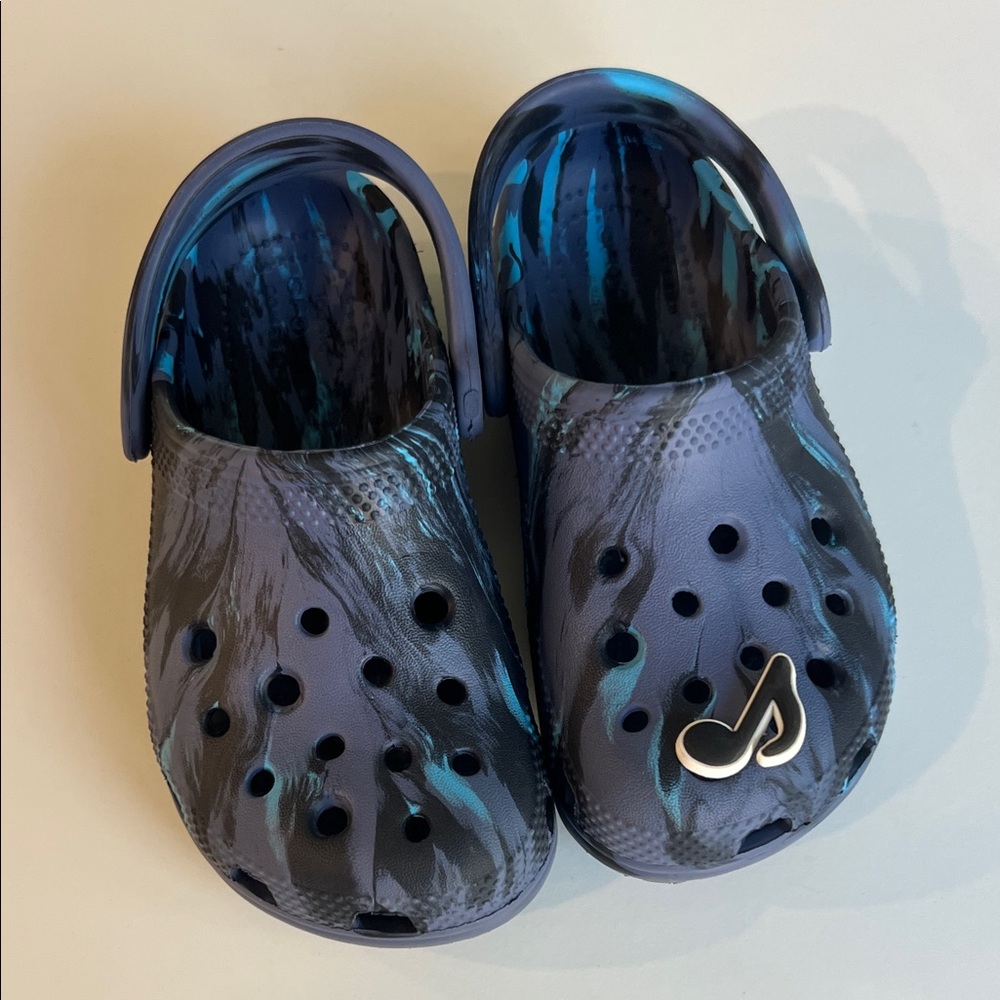 Kids Blue Patterned Clogs
